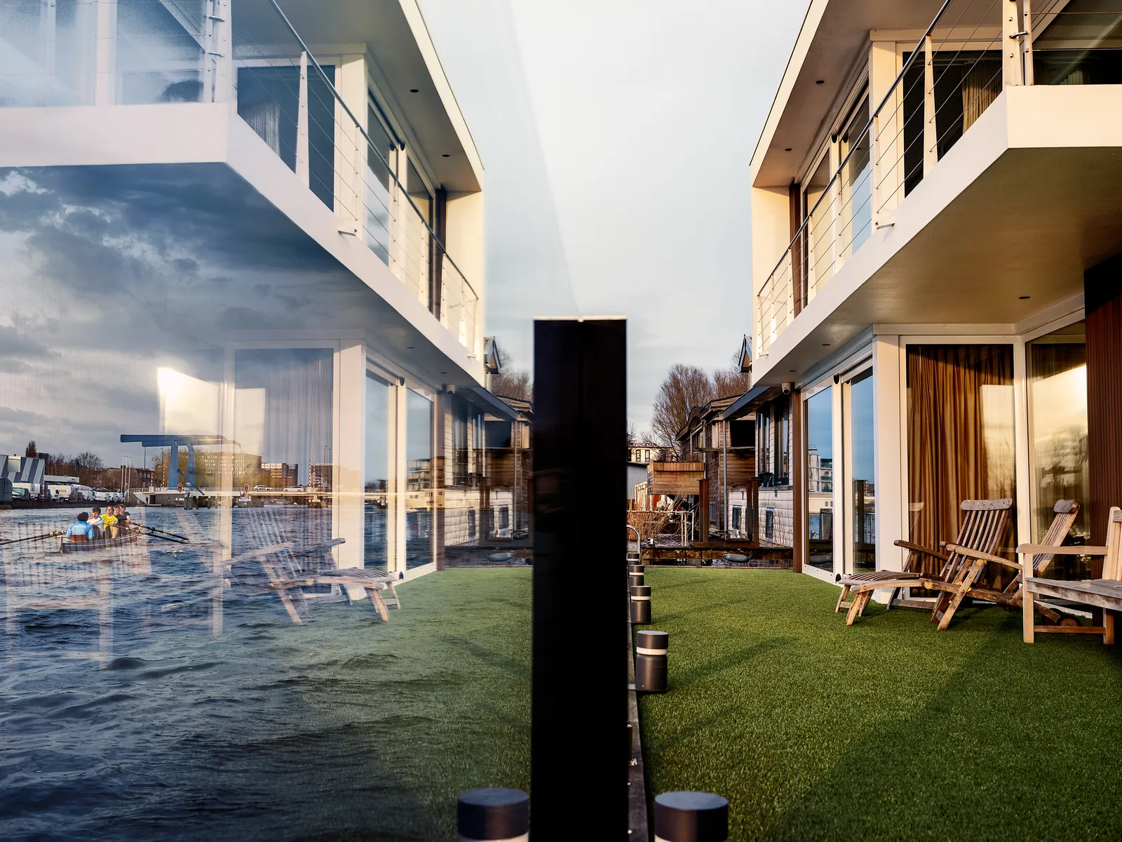 Modern Apartment Living Feels Different Near Busy Waterfronts